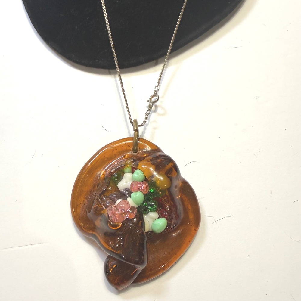 Vintage Korea Amber Resin Freeform Bead Embedded Statement Pendant Necklace 18in